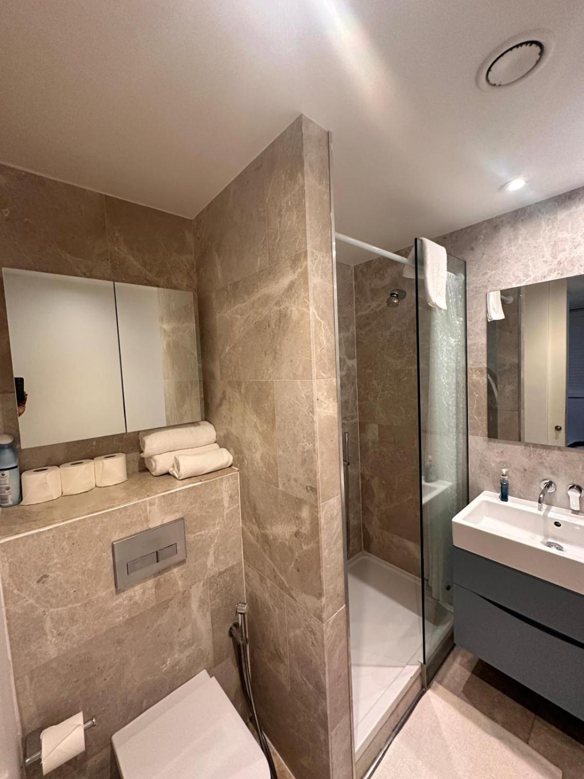 Spacious Central London Flat - 2Bhk Экстерьер фото